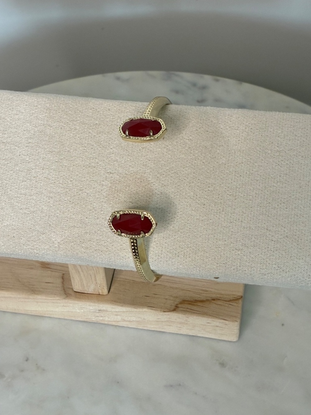 Kendra Scott Elton cuff bracelet with red stones